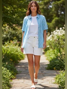 Country StoreLight Blue Gingham Button-Up Shirt - Casual Summer Top